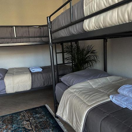 Hostel By Fenix Tiranë Ngoại thất bức ảnh
